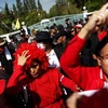Phong trào "áo đỏ" đã tự giải tán cuộc biểu tình tại dinh thự của cựu Thủ tướng Surayud Chulanont trong hòa bình. (Ảnh: Reuters)