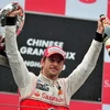 Button đăng quang ở Grand Prix Trung Quốc. (Ảnh: Getty Images)