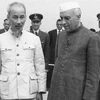 Chủ tịch Hồ Chí Minh và Thủ tướng Ấn Độ Jawaharlan Nehru. Ảnh tư liệu. (Nguồn: Internet)
