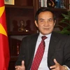 Đại sứ Việt Nam tại Mỹ, Lê Công Phụng trả lời phỏng vấn báo chí. (Nguồn: phân xã Washington)