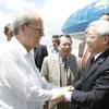 Chủ tịch Quốc hội Cuba Ricardo Alarcon de Quesada đón Chủ tịch Quốc hội Nguyễn Phú Trọng. (Ảnh: Trí Dũng/TTXVN) 