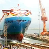 Con tàu Violet Ace (chủ tàu châu Âu) sức chở 4.900 ôtô đang được Công ty đóng tàu Hạ Long hoàn thiện để bàn giao vào quý I/2011. (Ảnh: Đinh Mạnh Tú/TTXVN) 