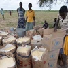 Lương thực viện trợ của WFP tới tay người nghèo ở châu Phi. (Nguồn: Internet)