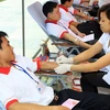 Tình nguyện viên hiến máu. (Ảnh: Thanh Tùng/TTXVN)