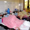 Các trạm y tế cơ sở thiếu hụt bác sỹ và thiết bị khám chữa bệnh là một trong những nguyên nhân khiến các bệnh viện tuyến trên ở Hà Nội quá tải. (Nguồn: Internet)