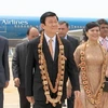 Chủ tịch nước Trương Tấn Sang và Phu nhân tại sân bay bang Kartanakata, Ấn Độ. (Ảnh: Nguyễn Khang/TTXVN)