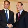 Bộ trưởng Tài chính Mỹ Timothy Geithner gặp Phó Thủ tướng Trung Quốc Vương Kỳ Sơn ở Bắc Kinh, ngày 10/1. (Nguồn: Getty Images) 
