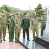 Lực lượng vũ trang hai nước phối hợp bảo vệ cột mốc biên giới 605 trên biên giới Việt-Lào. Ảnh minh họa. (Ảnh: Anh Tôn/TTXVN)