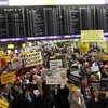 Nhân viên sân bay Frankfurt bãi công biểu tình phản đối giới chủ. (Nguồn: Reuters)