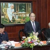 Chủ tịch Quốc hội Nguyễn Sinh Hùng phát biểu tại buổi làm việc. (Ảnh: Nhan Sáng/TTXVN)