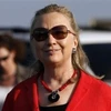 Ngoại trưởng Mỹ, Hillary Clinton đến sân bay Brasilia, Brazil. (Nguồn: AP)
