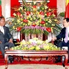 Chủ tịch nước Trương Tấn Sang tiếp Chủ tịch Thượng viện Liên bang Myanmar Khin Aung Myint. (Ảnh: Nguyễn Khang/TTXVN)