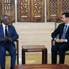Phái viên hòa bình của Liên hợp quốc-Liên đoàn Arập (AL) Kofi Annan hội đàm với Tổng thống Syria Bashar al-Assad tại Damascus, ngày 9/7. (Nguồn: AP)