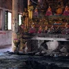 Vụ cháy ngôi chùa cổ Tràsathkong 700 năm tuổi tại Mỹ Xuyên, Sóc Trăng ngày 13/8/2012. (Nguồn: VOV)
