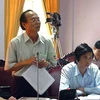 Ông Phùng Xuân Quýnh, nguyên Giám đốc Sở Y tế tỉnh Gia Lai trong một buổi làm việc với cơ quan chức năng. (Nguồn: báo Người Lao động)