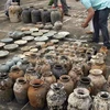 Số cổ vật thu giữ ở Bình Thuận. (Nguồn: báo Thanh Niên)