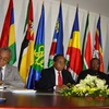 Đại diện Đại sứ quán ba nước Mozambique, Nam Phi và Angola tại buổi họp báo. (Ảnh: Đỗ Quyên/Vietnam+)
