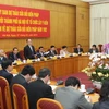 Chủ tịch Quốc hội Nguyễn Sinh Hùng, Chủ tịch Ủy ban Dự thảo sửa đổi Hiến pháp năm 1992 phát biểu tại buổi làm việc. (Ảnh: Nhan Sáng/TTXVN)