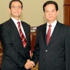 Thủ tướng Nguyễn Tấn Dũng tiếp ngài J.Scheffers, Đại sứ Vương quốc Hà Lan tại Việt Nam. (Ảnh: Đức Tám/TTXVN)