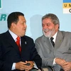 Ông Lula cùng cố Tổng thống Venezuela Hugo Chávez (nguồn: Questión Digital)