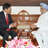 Bộ trưởng Ngoại giao Phạm Bình Minh gặp Thủ tướng Ấn Độ Manmohan Singh. (Ảnh: Minh Lý/Vietnam+)