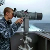 Một lính hải quân Mỹ trên tàu USS George Washington trên vùng biển Thái Bình Dương, tháng 10/2013. (Nguồn: AFP)