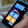 Hệ điều hành Windows Phone 8 được chạy thử nghiệm trên Lumia 900. (Nguồn: slashgear.com)