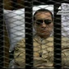 Cựu Tổng thống Ai Cập Hosni Mubarak tại phiên tòa. (Nguồn: Reuters) 
