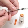 Tiêm insulin gây nhiều đau đớn và có nguy cơ gây nhiễm trùng. (Ảnh: alberta.ca) 
