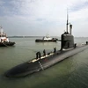 Chiếc tàu ngầm đầu tiên của Malaysia mang tên KD Tunku Abdul Rahman. (Ảnh: Reuters)