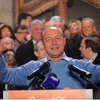 Ông Traian Basescu tuyên bố giành chiến thắng trong cuộc bầu cử tổng thống vòng hai. (Ảnh: THX/ TTXVN) 