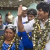 Tổng thống Bolivia Evo Morales (phải). (Ảnh: Reuters)