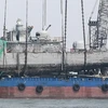 Phần đuôi tàu Cheonan được trục vớt. (Ảnh: AFP/TTXVN) 