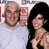 Cha con Winehouse. (Nguồn: Internet)