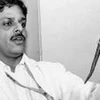 Thanh sắt dài 25cm được lấy ra từ sọ não của anh Bhuvaneshwar. (Nguồn: Hindu.com)