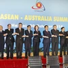 Các trưởng đoàn ASEAN và Thủ tướng Australia. (Ảnh: Đức Tám/TTXVN)