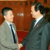 Thủ tướng Nguyễn Tấn Dũng tiếp giáo sư Ngô Bảo Châu. (Ảnh: Thống Nhất/TTXVN)