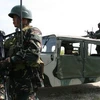 Cảnh sát Philippines đứng gác tại Maguindanao. (Ảnh: Getty Images)