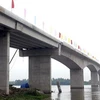 Cầu Hàm Luông trong ngày thông xe kỹ thuật. (Ảnh: Thế Anh/TTXVN) 