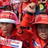 Những người "áo đỏ" biểu tình tại Bangkok. (Ảnh: AFP/TTXVN)