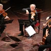 Nhóm nhạc Stradivaria trong đêm trình diễn của "ngày châu Âu 2009". (Ảnh: Nhật Anh/TTXVN)