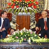 Chủ tịch Quốc hội Nguyễn Phú Trọng hội kiến với Tổng thống Liên bang Nga Dmitri Medvedev. (Ảnh: Doãn Tấn/TTXVN)