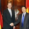 Thứ trưởng Thường trực Bộ Ngoại giao Phạm Bình Minh hội đàm với ông Guido Westerwelle, Bộ trưởng Ngoại giao Cộng hòa Liên bang Đức. (Ảnh: Doãn Tấn/TTXVN)