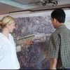 Đại diện Công ty AREP (trái) thuyết trình các ý tưởng quy hoạch đảo Gò Găng trong tương lai. (Nguồn: baobariavungtau.com.vn)