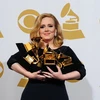 Nữ ca sĩ Anh Adele đã toả sáng khi giành trọn 6 giải Grammy. (Nguồn: AFP/TTXVN)