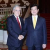 Thủ tướng Nguyễn Tấn Dũng hội kiến Tổng thống Cộng hòa Chile Sebastian Piñera Echenique. (Ảnh: Đức Tám/TTXVN)