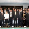Thủ tướng Nguyễn Tấn Dũng gặp gỡ cán bộ nhân viên Đại sứ quán Việt Nam tại Nhật Bản. (Ảnh: Đức Tám/TTXVN)