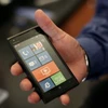 Mẫu điện thoại thông minh Lumia 900. (Nguồn: Reuters)