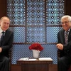 Tổng thống Palestine Mahmud Abbas (phải) và Tổng thống Vladimir Putin trong cuộc gặp ở Bethlehem. (Nguồn: AFP/TTXVN)