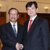 Thủ tướng Nguyễn Tấn Dũng tiếp Ủy viên Bộ chính trị, Phó Thủ tướng Chính phủ Lào Somsavad Lengsavath. (Ảnh: Đức Tám/TTXVN)